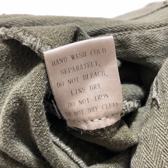 Signature Eight Utility Romper - Picture 9 of 13